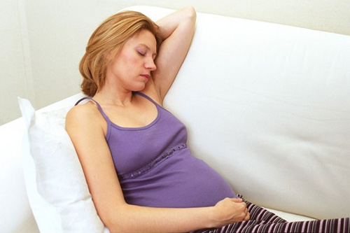 Quai bị có ảnh hưởng đến viêm buồng trứng và nhiễm trùng tuyến vú của phụ nữ mang thai không?
