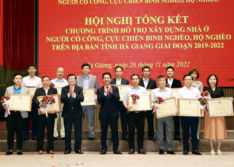 Quyết tâm xây dựng Hà Giang phát triển nhanh và bền vững