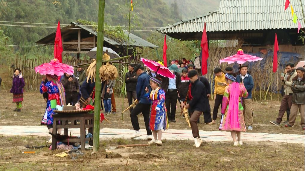 Khai mạc Lễ hội gầu Tào dân tộc Mông huyện Yên Minh