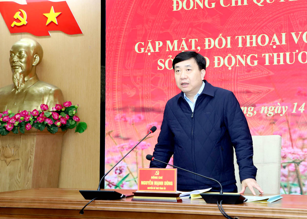 Quyền Bí thư Tỉnh uỷ Nguyễn Mạnh Dũng gặp mặt, đối thoại với CCVC Sở LĐ, TB&XH