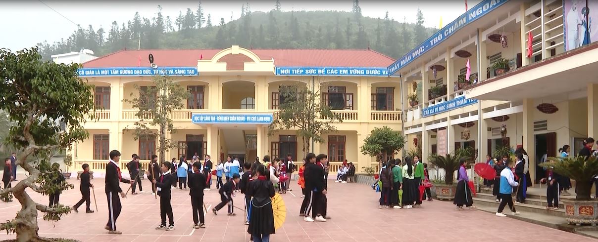 Ngôi trường hạnh phúc nơi biên giới