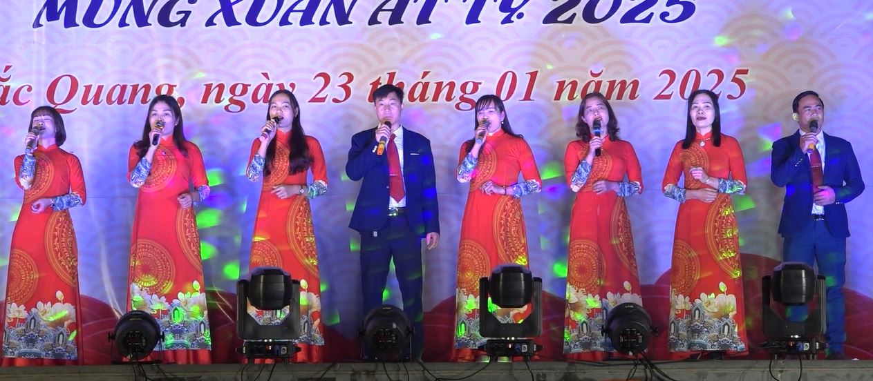 Bắc Quang: Chương trình nghệ thuật mừng Đảng, mừng xuân Ất Tỵ 2025