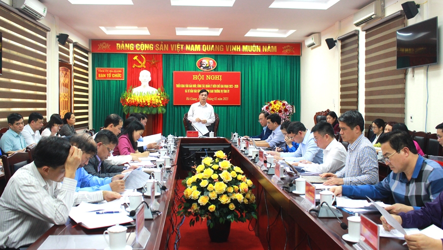 Ban Tổ chức Tỉnh ủy triển khai văn bản mới và lấy ý kiến vào dự thảo văn bản trình BTV Tỉnh ủy