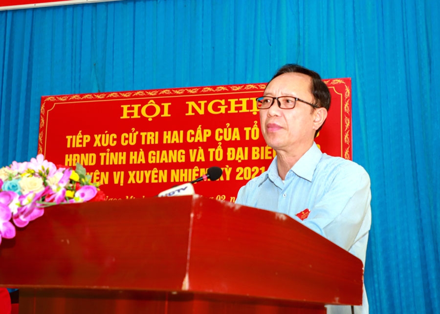 Phó Bí thư TT Tỉnh ủy, Chủ tịch HĐND tỉnh Thào Hồng Sơn tiếp xúc cử tri xã Ngọc Minh (Vị Xuyên)