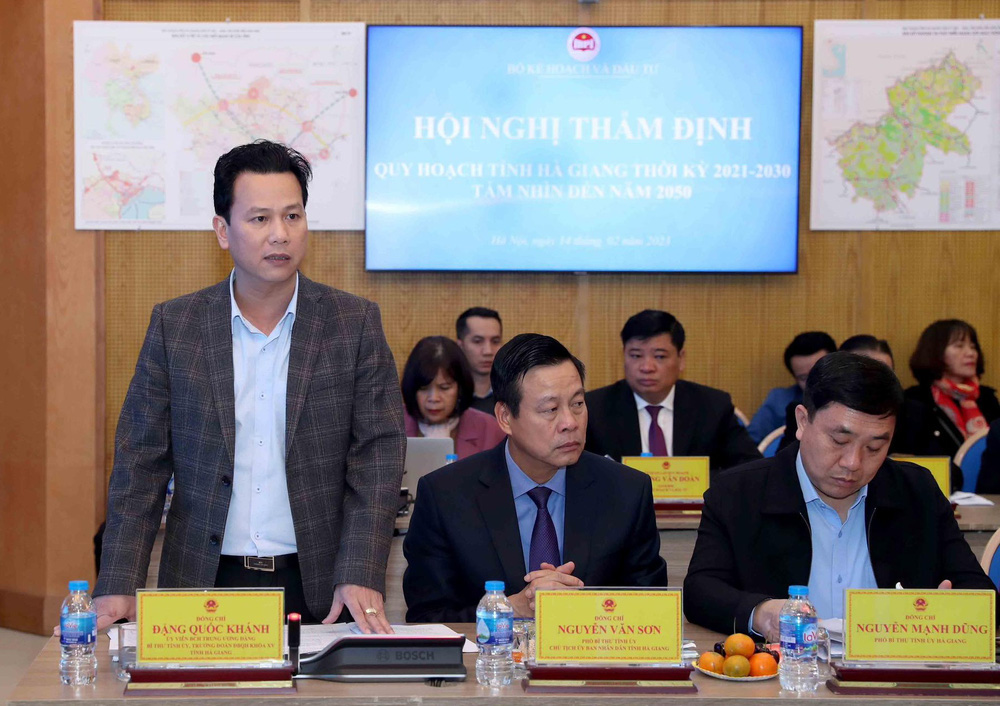 Hà Giang muốn xây cao tốc, làm sân bay, tiến tới "làm giàu trên đá"
