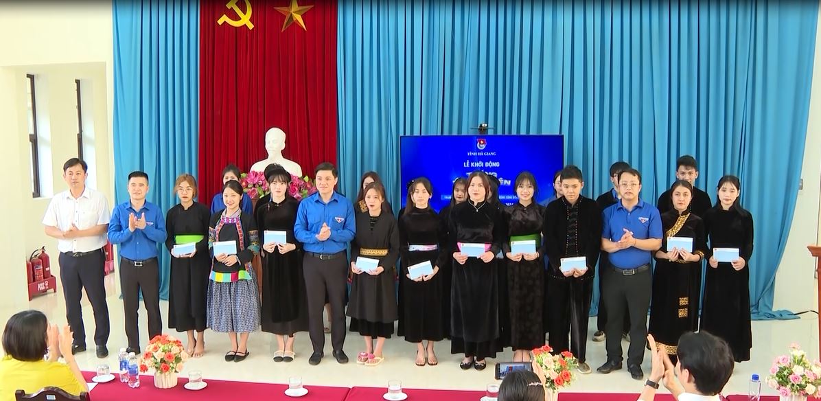 Ra quân hưởng ứng Tháng Thanh niên năm 2024