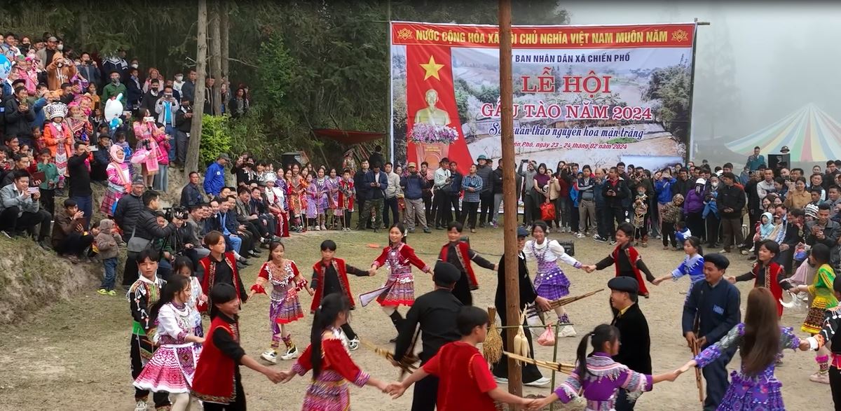 Độc đáo lễ hội Gầu Tào của đồng bào Mông xã Chiến Phố huyện Hoàng Su Phì