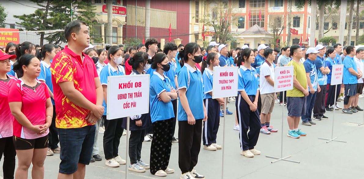 Xín Mần phát động tháng hành động thể dục thể thao