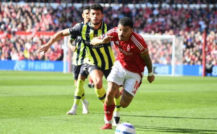 Man City gục ngã trước Nottingham