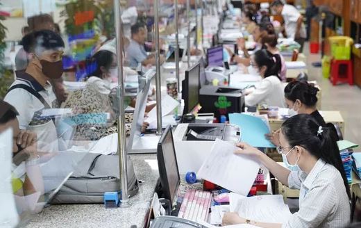 Bộ Nội vụ đề xuất bổ sung 3 nhóm đối tượng hưởng chính sách nghỉ hưu trước tuổi theo Nghị định 178