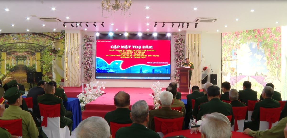 Cựu quân nhân mặt trận Tây Nguyên gặp mặt, tọa đàm