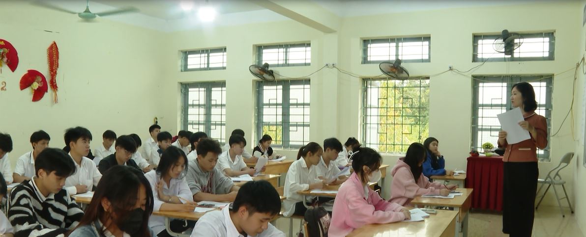Thí sinh sử dụng tài khoản VneID để đăng ký trực tuyến thi tốt nghiệp THPT