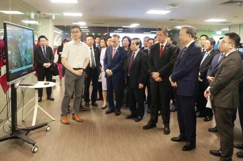 Tổng Bí thư Tô Lâm trao đổi về chiến lược giáo dục và khoa học công nghệ của Singapore