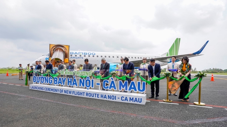 Lần đầu tiên có đường bay thẳng Hà Nội - Cà Mau