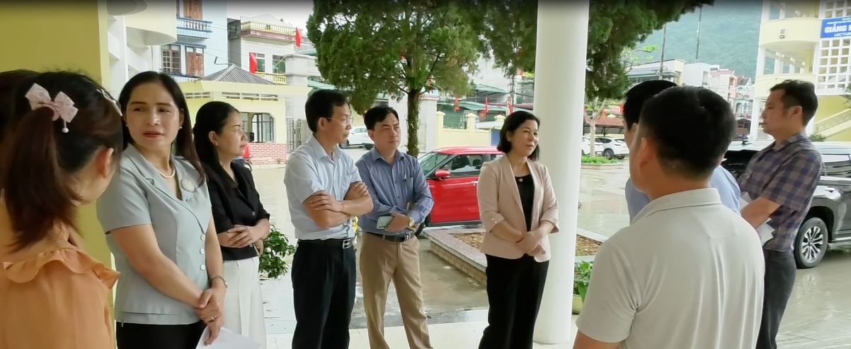 Đoàn giám sát chuyên đề HĐND tỉnh làm việc với Sở GD&ĐT