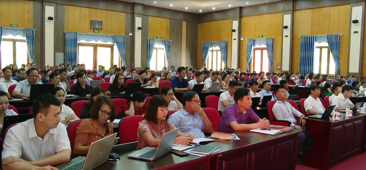 Hội nghị triển khai Học bạ số cấp Tiểu học