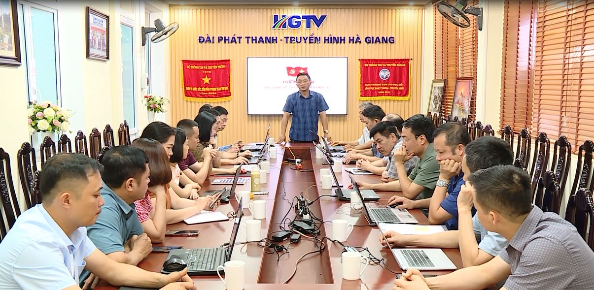 Đài Phát thanh và Truyền hình Hà Giang tập huấn sử dụng ứng dụng sổ tay đảng viên điện tử