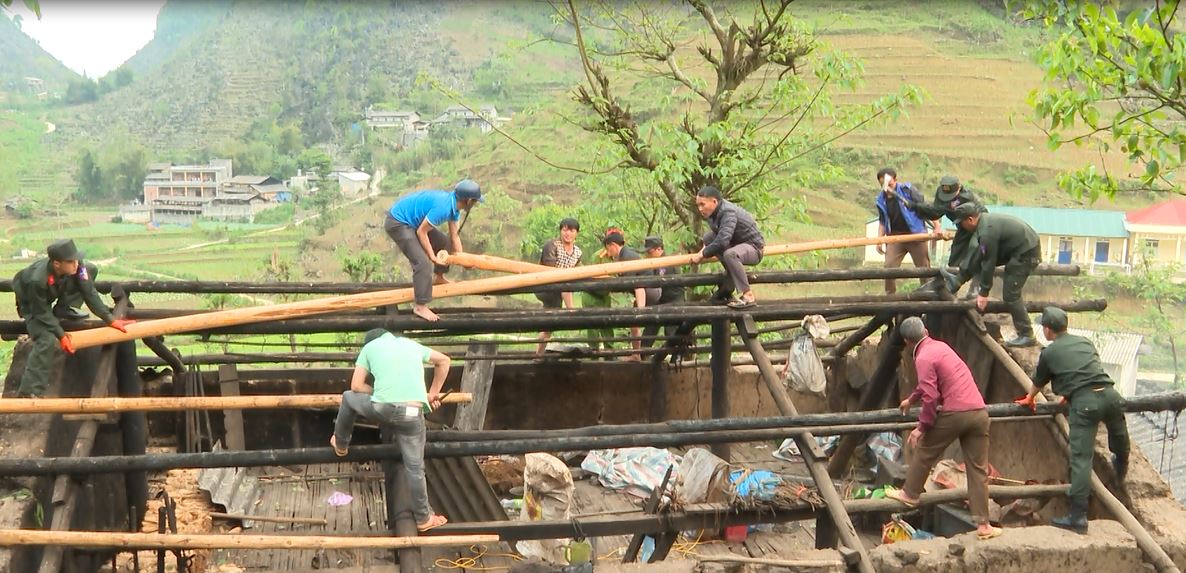 Công an tỉnh Hà Giang kịp thời hỗ trợ nhân dân khắc phục hậu quả thiên tai