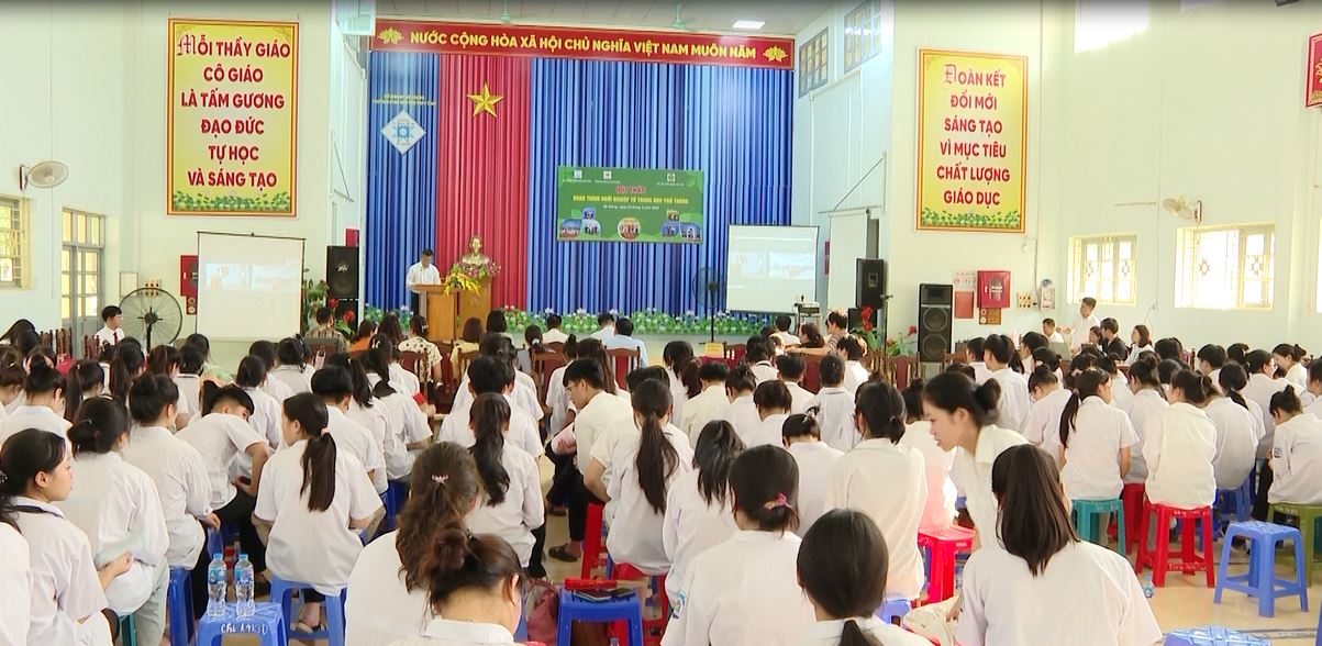 Hội thảo “Hành trình khởi nghiệp từ THPT”