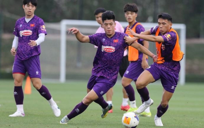U23 Việt Nam căng sức tập luyện, chuẩn bị cho “bài thi” trước U23 Jordan
