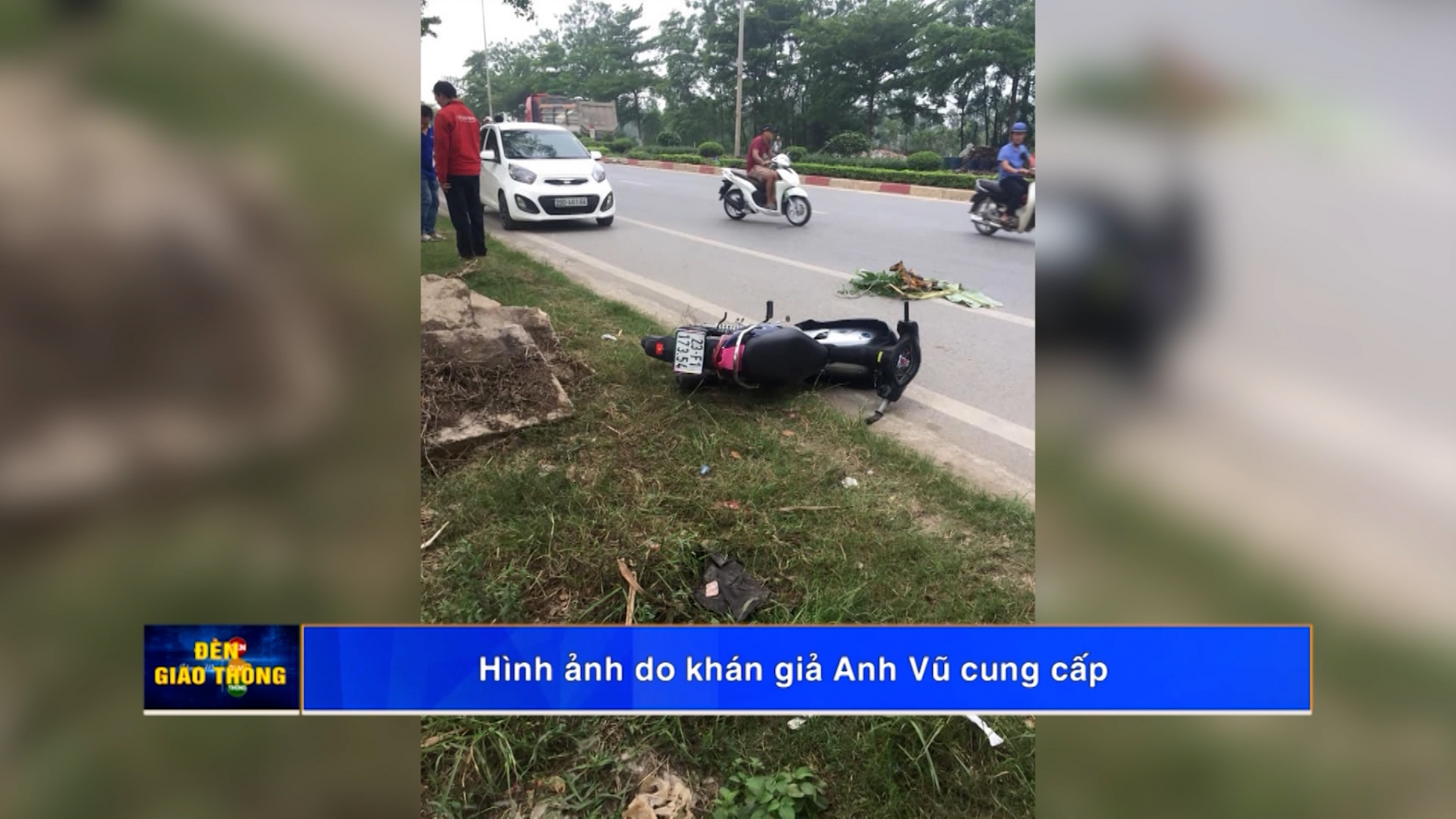 Đèn giao thông - Ngày 16/4/2024