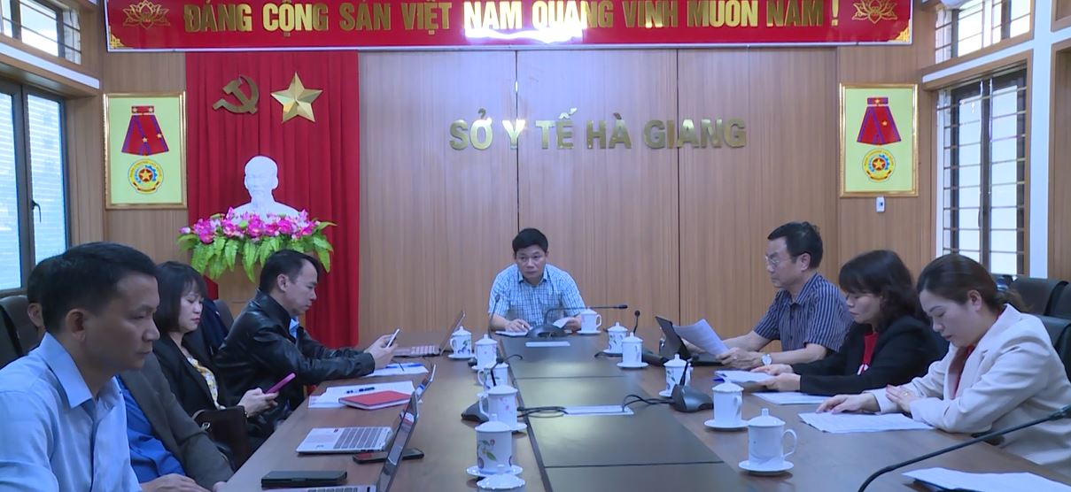 Hội nghị hướng dẫn sắp xếp, tổ chức lại các cơ sở y tế