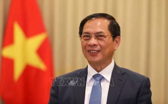 Chuyến thăm của Chủ tịch nước truyền thông điệp về giá trị trường tồn của quan hệ Việt Nam – Lào
