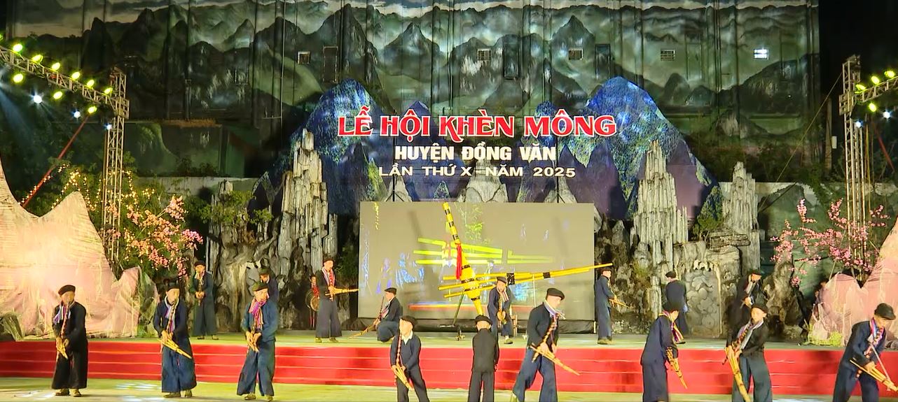 Tổng duyệt khai mạc Lễ hội Khèn Mông huyện Đồng Văn lần thứ 10 năm 2025