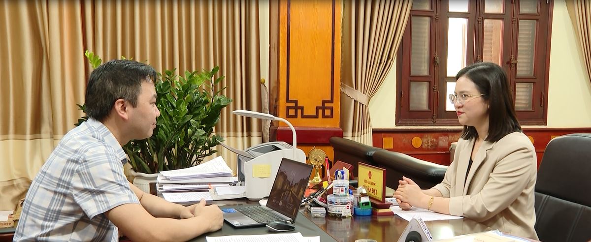 Phó Giám đốc Sở Nội vụ Lê Văn Đạt trả lời phỏng vấn về chế độ chính sách hỗ trợ cán bộ