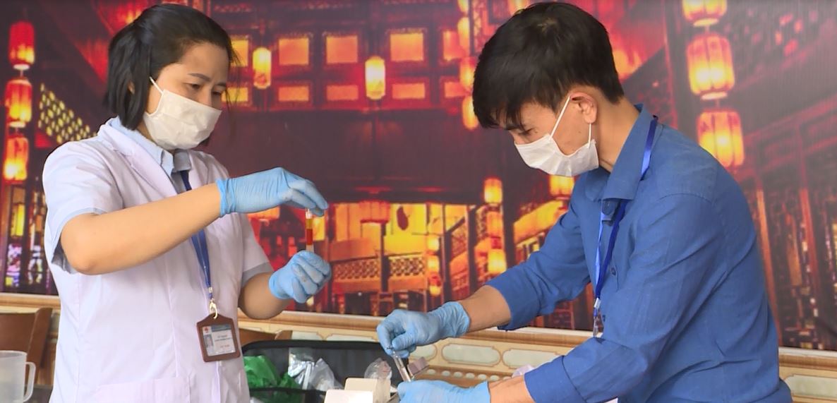 Toàn tỉnh hiện có gần 13.000 cơ sở sản xuất kinh doanh dịch vụ thực phẩm