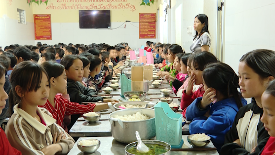 Nâng cao chất lượng bữa ăn cho học sinh nội trú, bán trú - Ngày 22/4/2025