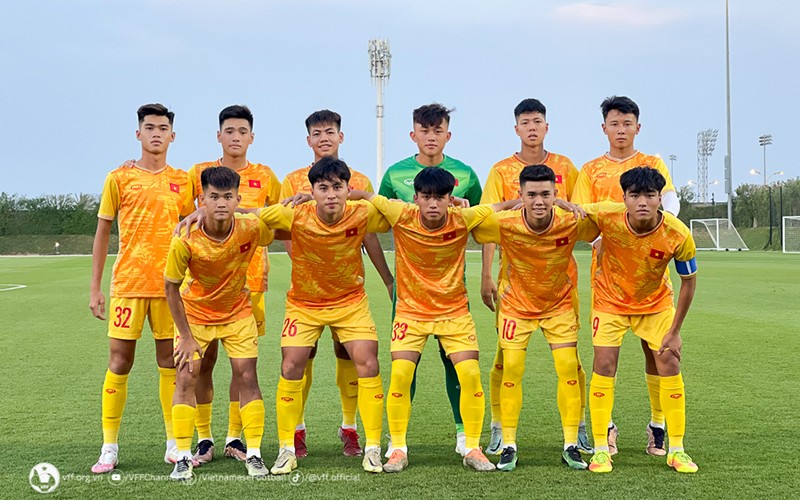 U17 Việt Nam hòa không bàn thắng U17 Lào trong trận tập đầu tiên tại Qatar