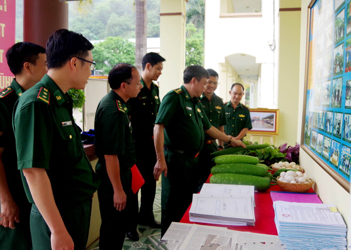 Đồn Biên phòng Cửa khẩu quốc tế Thanh Thủy tổng kết phong trào thi đua quyết thắng