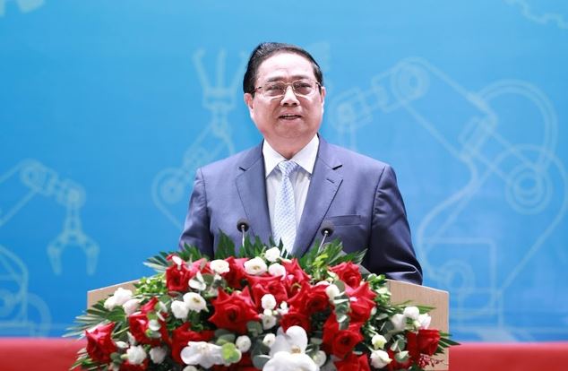 Thủ tướng: Nâng cao năng suất lao động là nhiệm vụ quan trọng, cấp bách, chiến lược