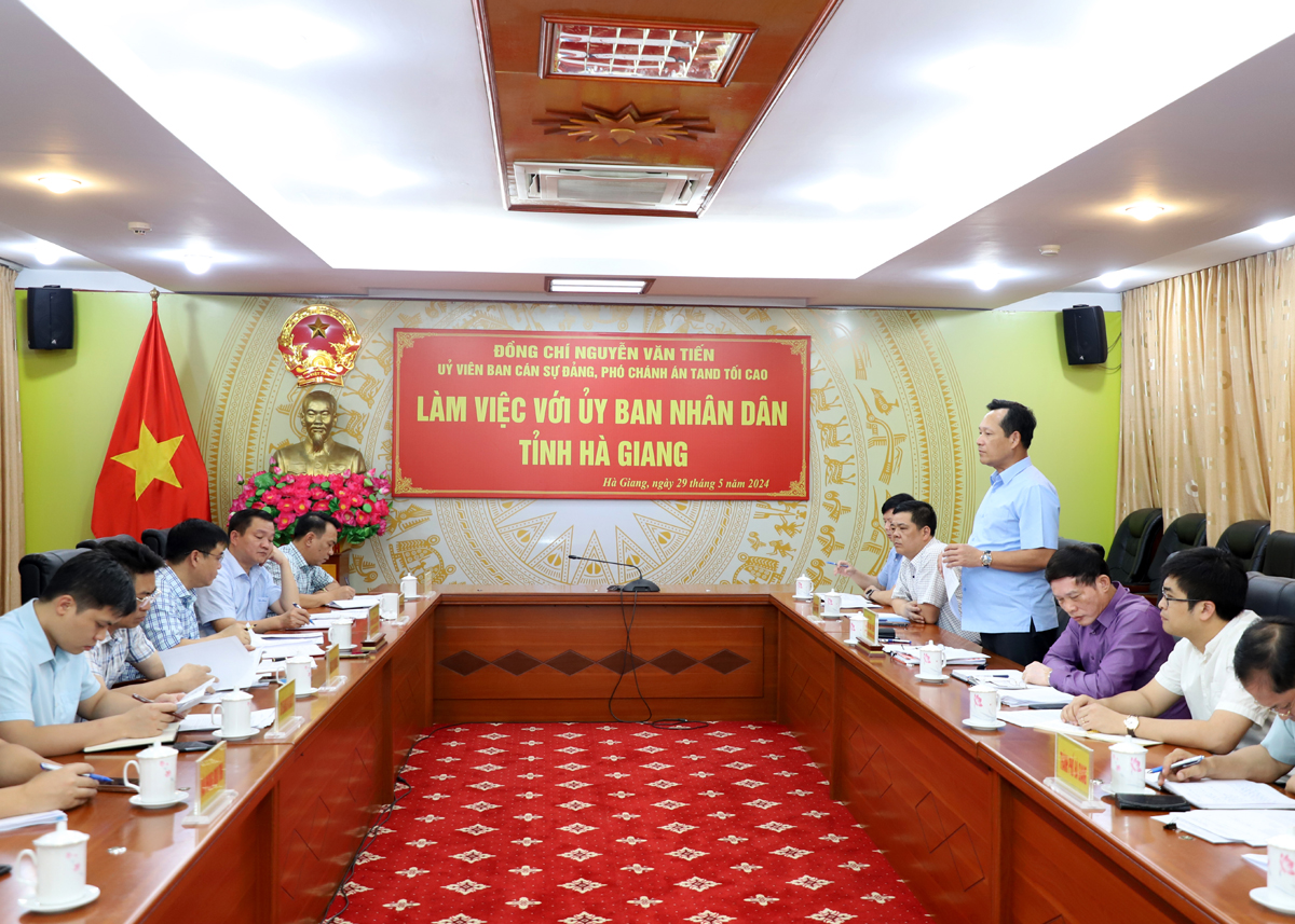 Đoàn công tác Tòa án Nhân dân tối cao làm việc với UBND tỉnh