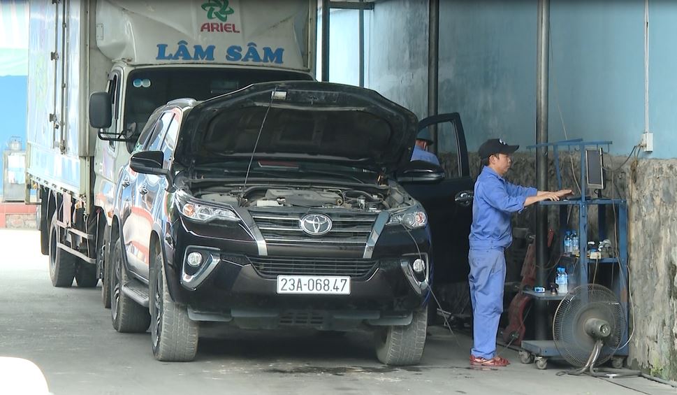 Khắc phục tình trạng ùn tắc trong hoạt động đăng kiểm