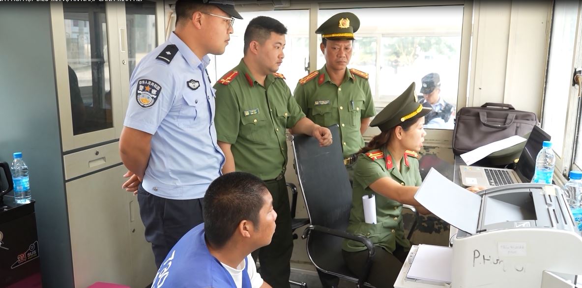 Phối hợp điều tra vụ án đưa người Trung Quốc nhập cảnh trái phép vào Việt Nam