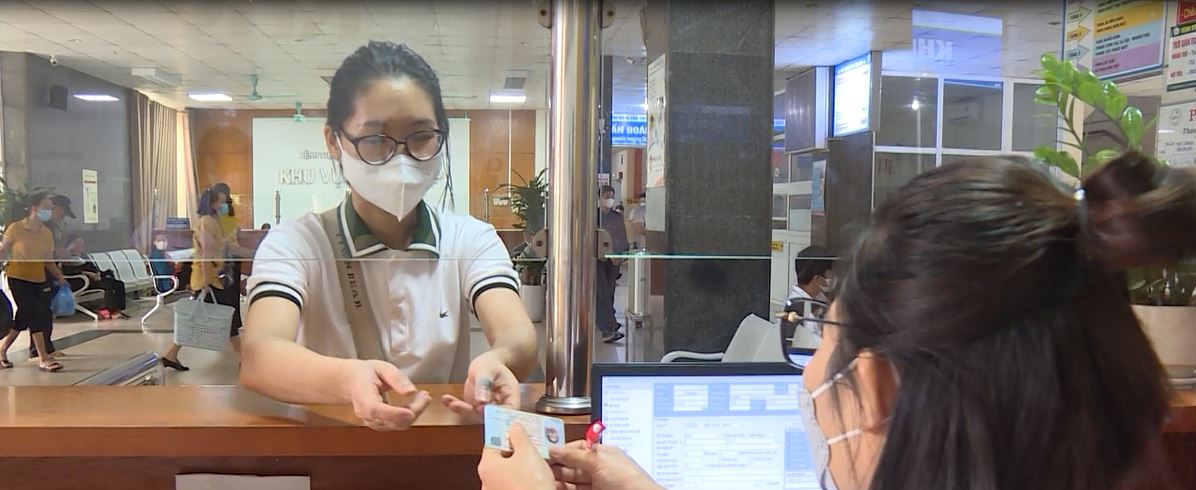 Người dân đẩy mạnh sử dụng CCCD thay thế thẻ BHYT khi khám chữa bệnh