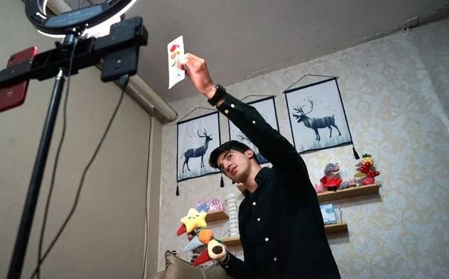 Kiểm tra toàn diện nộp thuế livestream bán hàng