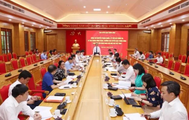 Báo chí tiếp tục giữ vững, củng cố vai trò là kênh thông tin chính thống, chính xác, kịp thời