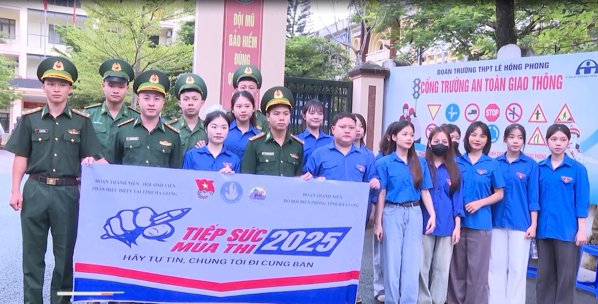 Tuổi trẻ BĐBP tỉnh Hà Giang tiếp sức mùa thi năm 2025