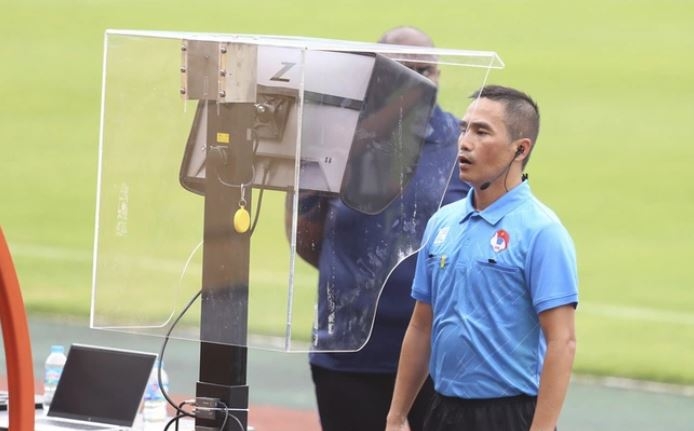 Lộ diện trọng tài VAR đầu tiên của V.League