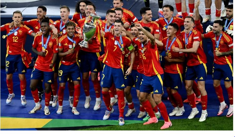 Tây Ban Nha vô địch EURO 2024 và cú trượt ngã lịch sử của Tam Sư
