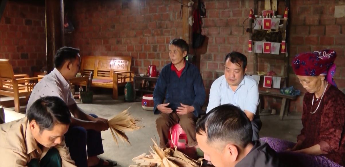 Dự thảo Nghị quyết Quy định tặng kỷ niệm chương “Vì sự nghiệp xây dựng và phát triển tỉnh Hà Giang”