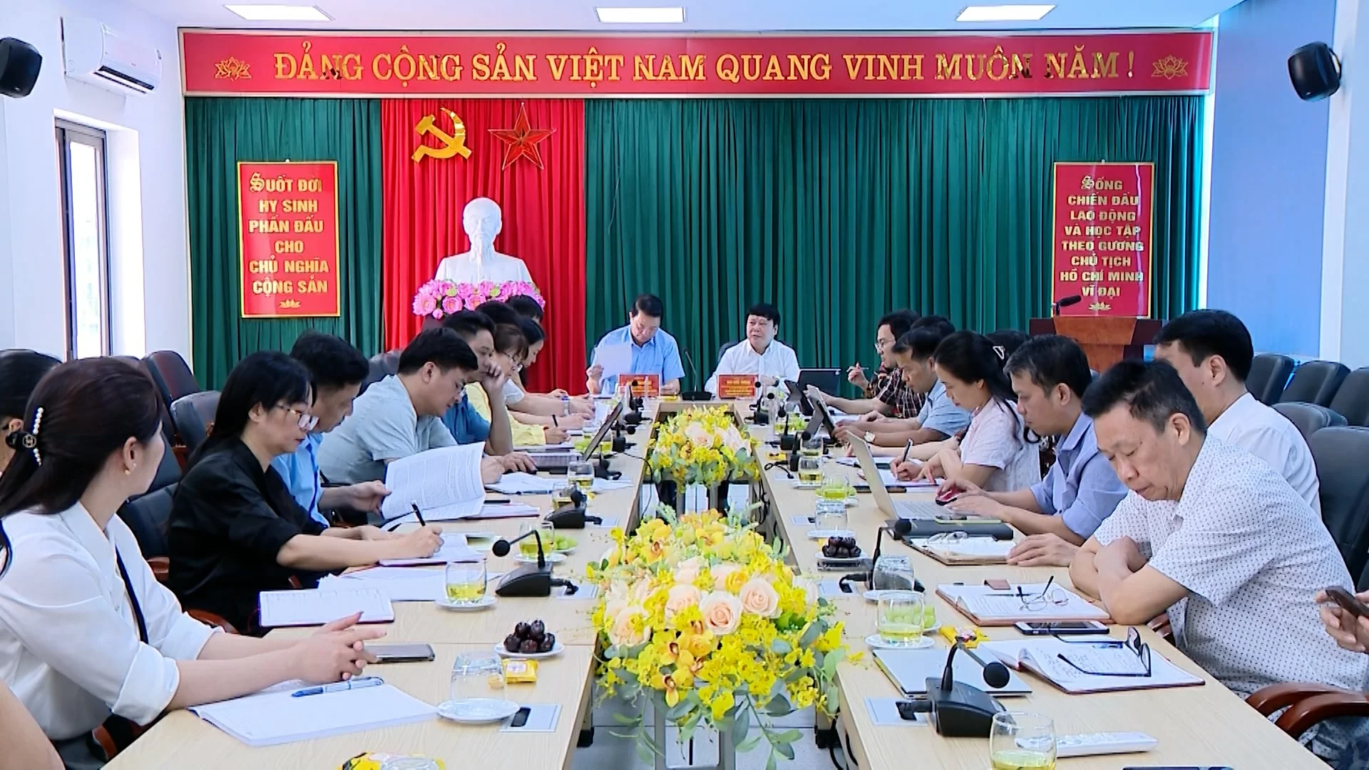 (TTV) Lãnh đạo Ban Tuyên giáo và Dân vận Tỉnh ủy làm việc với Báo và phát thanh, truyền hình Tuyên Quang