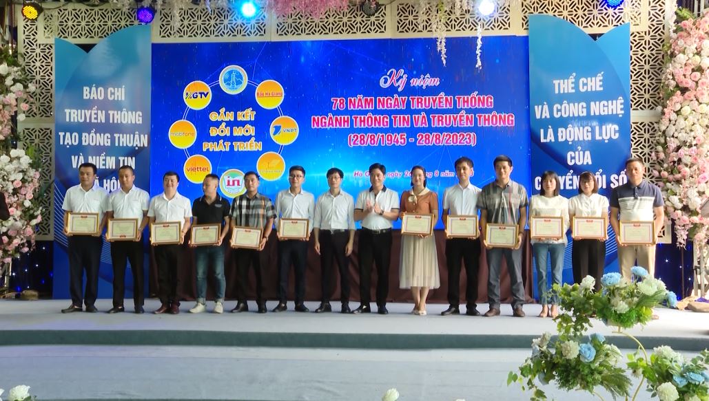 Kỷ niệm 78 năm ngày truyền thống của ngành Thông tin và Truyền thông