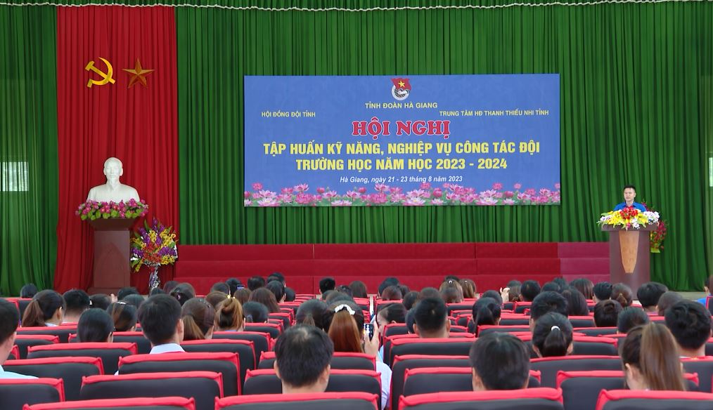 Tập huấn kỹ năng, nghiệp vụ công tác đội trường học, năm học 2023-2024