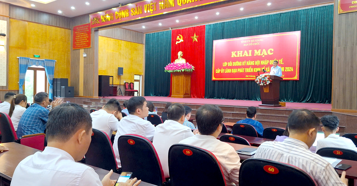 Bồi dưỡng kỹ năng hội nhập quốc tế năm 2024