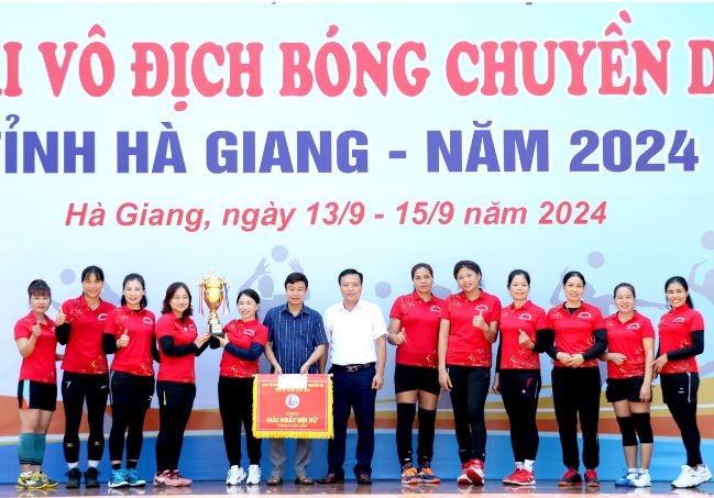 Bế mạc Giải vô địch bóng chuyền da tỉnh Hà Giang năm 2024