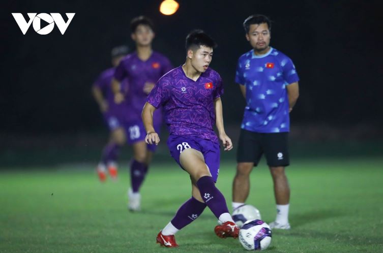 Lịch thi đấu bóng đá Việt Nam hôm nay 23/9: U20 Việt Nam xuất quân